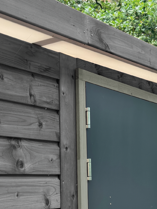 Rabatdelen buitenafwerking (groen geïmpregneerd, zwart gespoten)